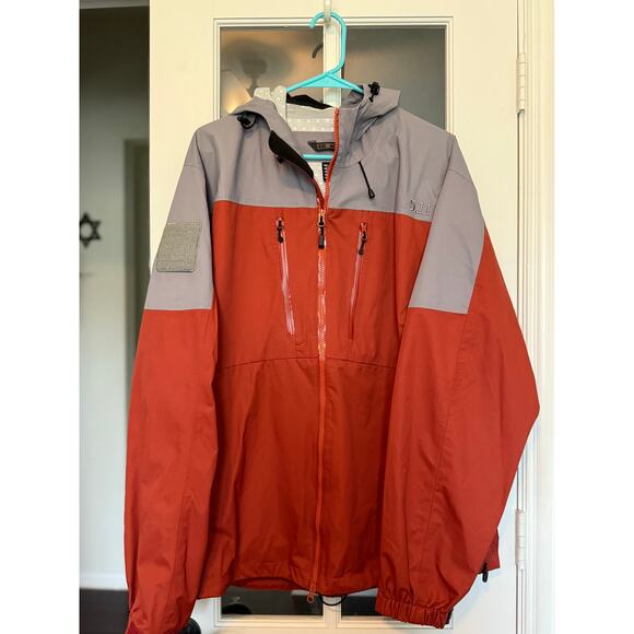 5.11 Tactical Men's Tactical insulated Jacket Size Large orange/gray rare - Picture 1 of 12
